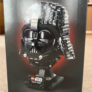 LEGO Star Wars Darth Vader Collectible Set